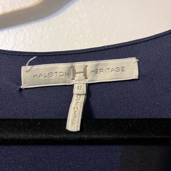 Classy dress - Picture 5 of 6